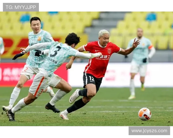 成都足球队的默契配合分析与战术探讨之路 成都足球队的默契配合分析与战术探讨之路