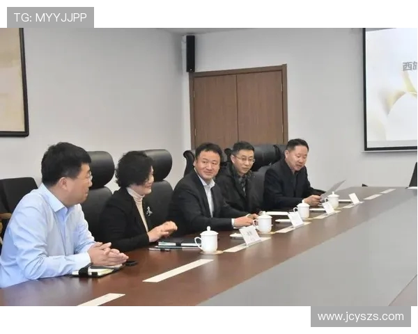 西安羽毛球队个人能力引发热议球员表现与团队合作的深度探讨 西安羽毛球队个人能力引发热议球员表现与团队合作的深度探讨