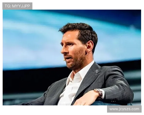 《聚焦足球巨星:从梅西到C罗他们如何定义现代足球》 《聚焦足球巨星:从梅西到C罗他们如何定义现代足球》